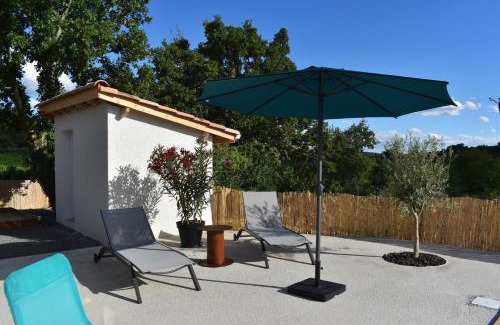 Balazuc Maison | Gite des Clapas Flora, villa avec piscine privée