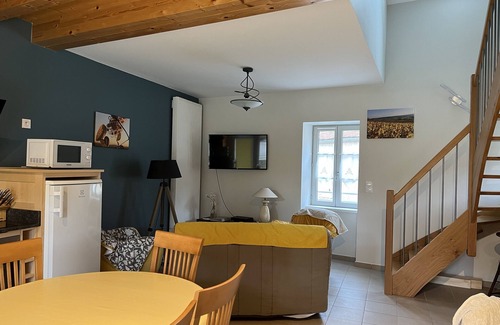 Saint-Clement-sur-Guye Maison | Gite des Laitières Saint-clement-sur-guye
