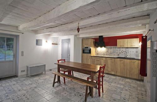 Saint-Laurent-les-Eglises Maison | Gite des rousses