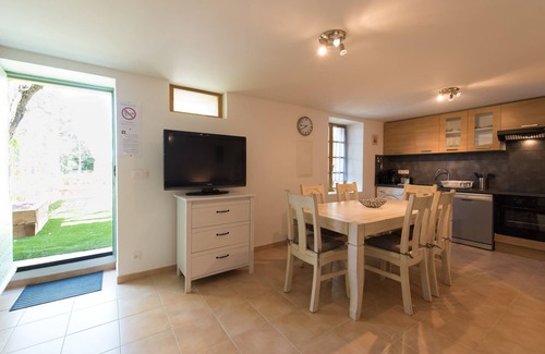 Quarante Cottage | Gîte des Oliviers, le relais de Pigasse au bord du canal du midi