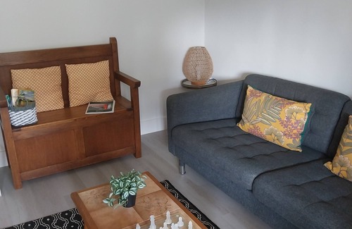 Lacapelle-Viescamp Maison | Gite Detached house sleeps 6 Pets welcome Wifi lake 10mn