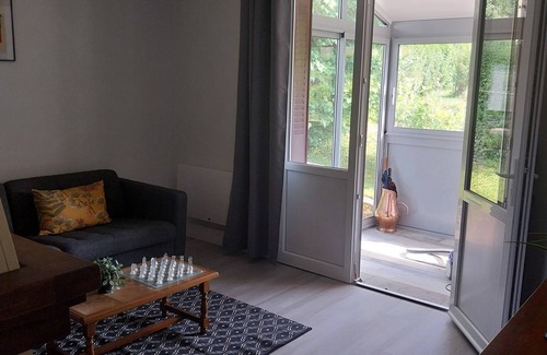 Lacapelle-Viescamp Maison | Gite Detached house sleeps 6 Pets welcome Wifi lake 10mn
