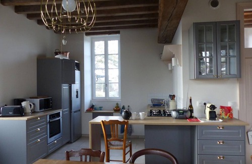 Deux-Chaises Cottage | Gite Deux-Chaises, 5 bedrooms, 10 persons