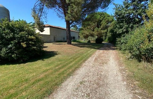 Feugarolles Appartement | Gite @ Domaine de baïse