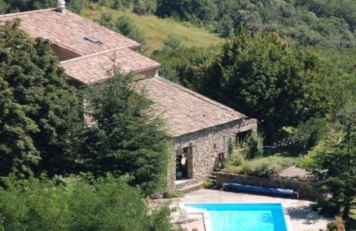 Saint-Jean-de-Muzols Maison | Gite douce heure ardéchoise - maison indépendante en pierres-piscine à partager