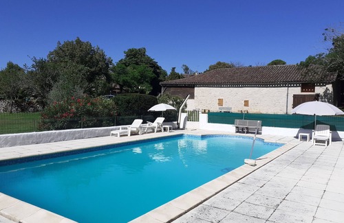 Belmont-Sainte-Foi Maison | Gite du Fourbas - piscine partagée et cuisine rénovée en 2025