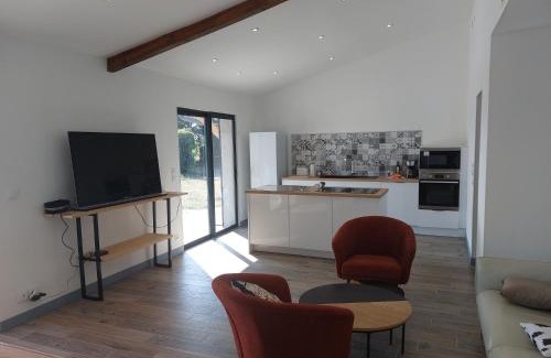 Saint-Martial-d'Artenset Maison | Gite du Château le Mas
