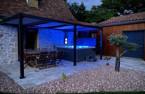 Assier Maison | Gite Du Mas De Bède