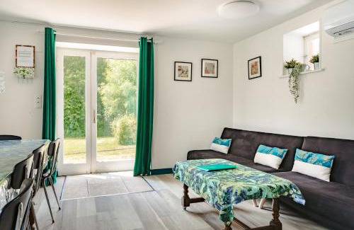 Genouille Maison | Gite du Parc