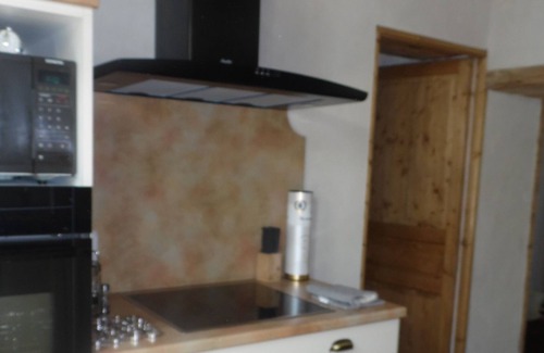Alzonne Maison | Gîte du Pigeonnier climatisé avec piscine privée chauffée avec abri coulissant