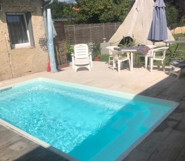 Lacroix-sur-Meuse Maison | Gite du Port