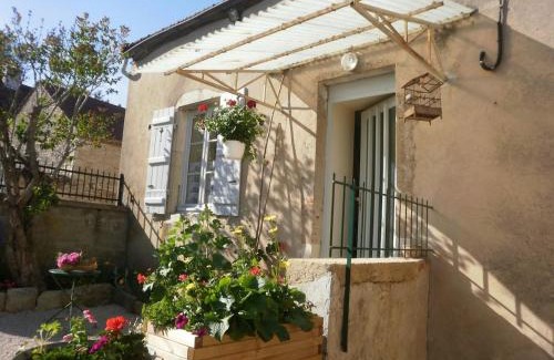 Chassey-le-Camp Maison | GITE DU VIGNERON