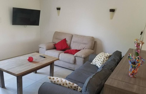 Saint-Sulpice Autre | Gîte El Camillou: Cozy farmhouse for groups, families, and friends.