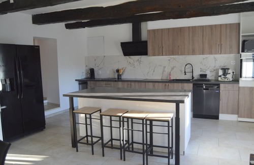 Pampelonne Maison | Gîte Enclos de la Rive 15 pers avec piscine privée chauffée