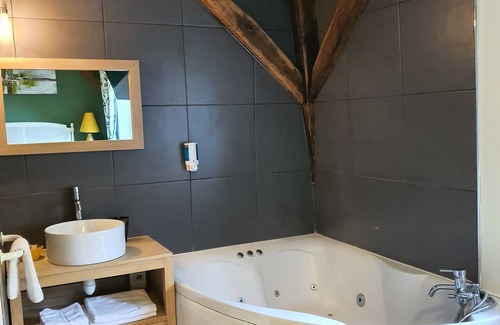 Vitry-le-Francois Cottage | Gîte-Salle de bain-Primevere