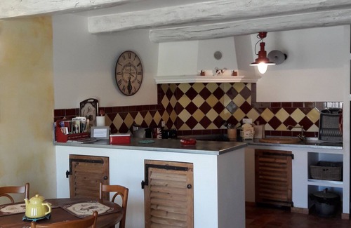 Bras-d'Asse Cottage | GITE ENTIEREMENT RESTAURE A LANCIENNE DANS PETIT VILLAGE PROVENCAL
