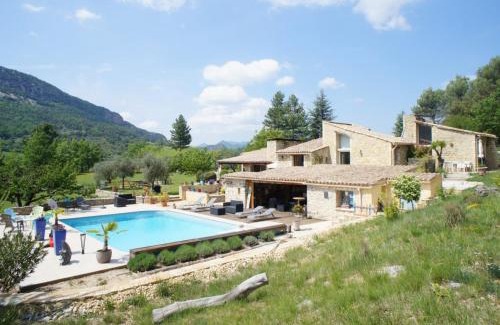 Chateauneuf-de-Bordette Maison | Gite Familial de caractère