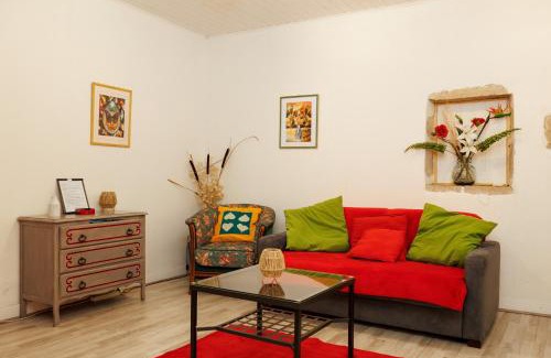 Saint-Pierre-d'Aurillac Maison | Gite Fil Rouge