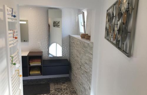 Colombe-le-Sec Appartement | GITE FLEURS DE VIGNES