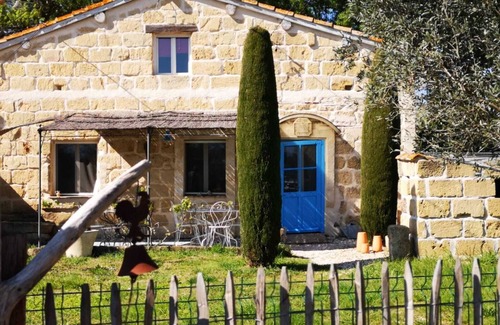 Vauvert Maison | Gite Font d'Amour 6/8 pers Vauvert Climatisé avec Piscine