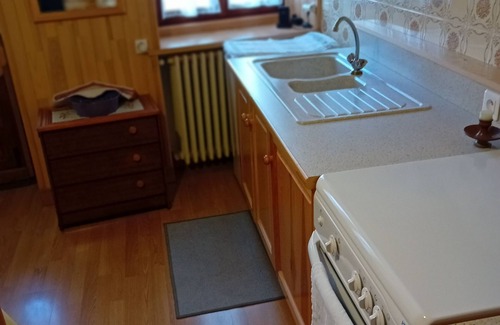 Saint-Alban-sur-Limagnole Appartement | Gite studio de village 2 personnes