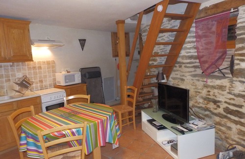 Saint-Germain-de-Calberte Cottage | Gite de l'église, au coeur de St Germain de Claberte