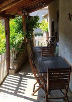 Villeneuve-dʼAllier Appartement | Gite grand champ