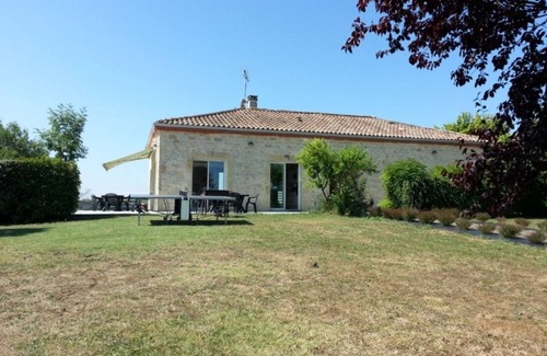 Lapenche Maison | Gîte/Grande maison au calme 18 couchages avec piscine privée