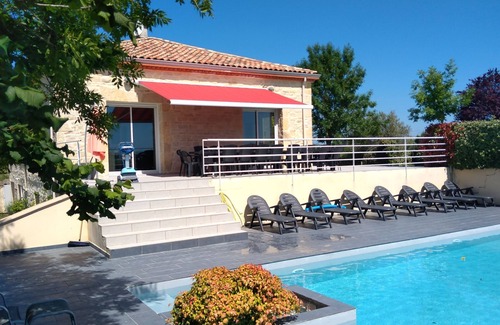 Lapenche Maison | Gîte/Grande maison au calme 18 couchages avec piscine privée