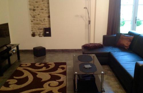 Monein Maison | Gite-Holiday Home Au Moulin 1771