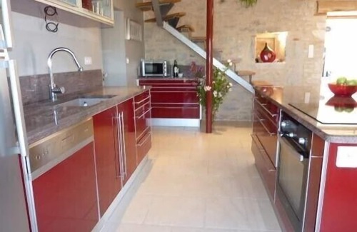 Septfonds Cottage | Gite maison quercynoise avec piscine partagée pour 10 personnes