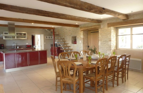 Septfonds Cottage | Gite maison quercynoise avec piscine partagée pour 10 personnes