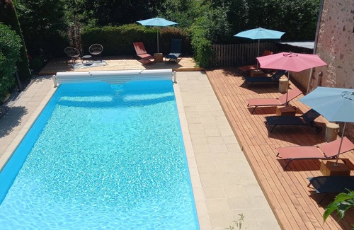Venterol Appartement | Gite idéal pour des vacances au calmes pleine nature avec piscine et terrasse.
