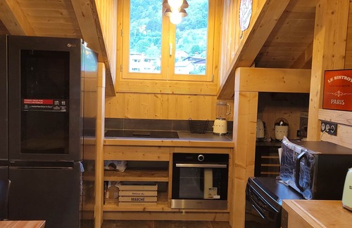 Marignier Appartement | Gite dans Chalet Résidentiel :Ski /montagne/Decouverte Haute Savoie /6 pers