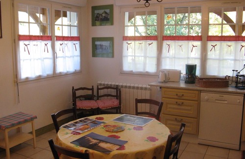 Saint-Leonard Maison | Gite dans le jardin d'une ANCIENNE AUBERGE NORMANDE # d'ETRETAT--YPORT -.