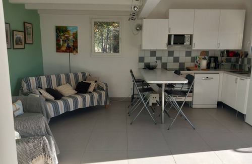 Puymeras Maison | Gîte en pleine nature, idéal enfants, chiens bienvenus!