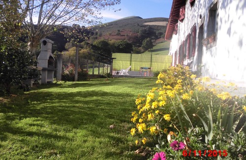 Helette Appartement | gîte au coeur du Pays Basque sur une exploitation en activitée