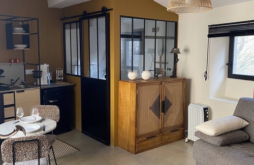 Mayronnes Appartement | Gite in the shadow of the church