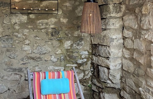 Mayronnes Appartement | Gite in the shadow of the church
