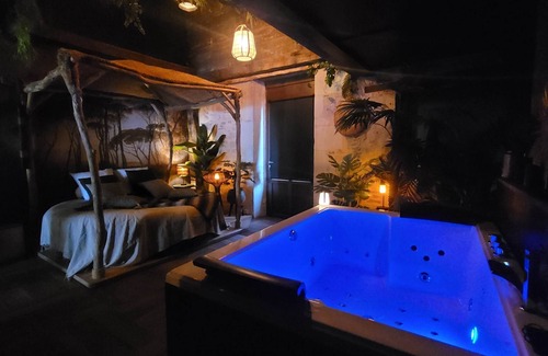 Montpezat-de-Quercy Appartement | Gite insolite et SPA privatif