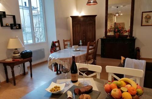 Saint-Hilaire Maison | Gite Joséphine dans une tour médiévale - Carcassonne