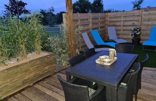 Thorigny Maison | Gite L'instant T avec SPA PRIVATIF