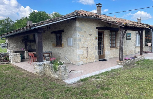 Saint-Eutrope-de-Born Appartement | "Gîte la Bergerie" near the Bastide of Monflanquin and the Dordogne river