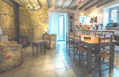 Champeix Maison | Gîte *** La CHAMPILLAUMIERE: l'esprit cocon