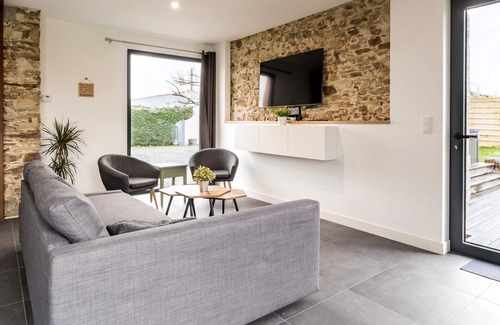 La Haie-Fouassiere Maison | Gite La Haie-Fouassière, 4 bedrooms, 8 persons