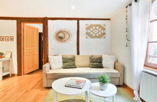 Kaysersberg-Vignoble Appartement | Gite "La Maison Jaune" à Kaysersberg avec garage