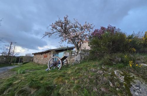 Usson-en-Forez Maison | GITE LA MENOU