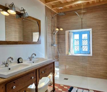 Usson-en-Forez Maison | GITE LA MENOU