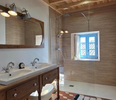 Usson-en-Forez Maison | GITE LA MENOU