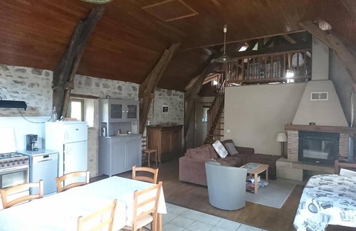 Rueyres Maison | Gite la Mezzanine - RUEYRES